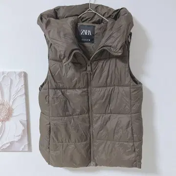 자라 ZARA 다운 베스트 후드 부착 브라운 계열 방한 캐주얼 M