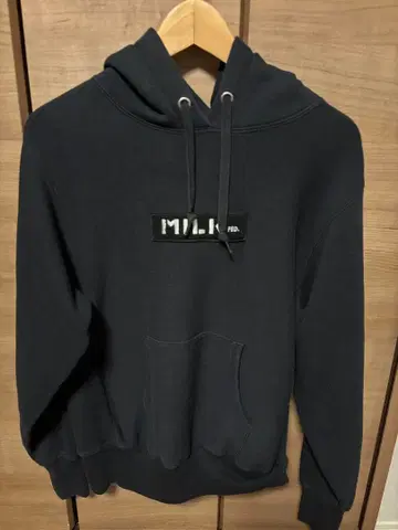 MILK FED. 후드티 블랙