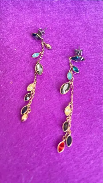 Swarovski 멀티 컬러 체인 리프 귀걸이