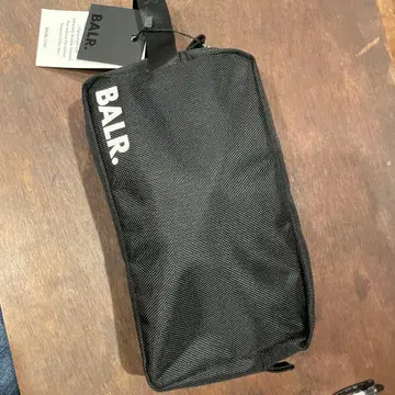 BALR. 블랙 바디백