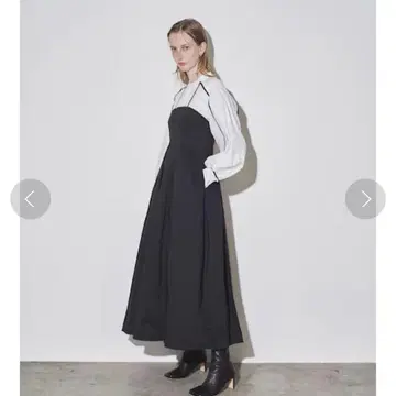 ELENDEEK BUSTIER DOCKING OP