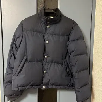 PEEP INSIDE HEAD 시바타 히카리 네이비 다운 자켓