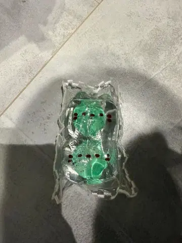 스퀴즈 투명