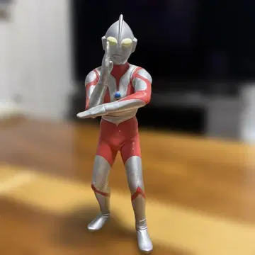 울트라맨 리얼 피규어 새상품급