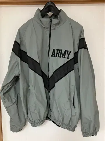 ARMY 로고 밀리터리 자켓 M 사이즈