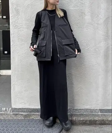 컷 리브 롱 원피스 [ 블랙 ]