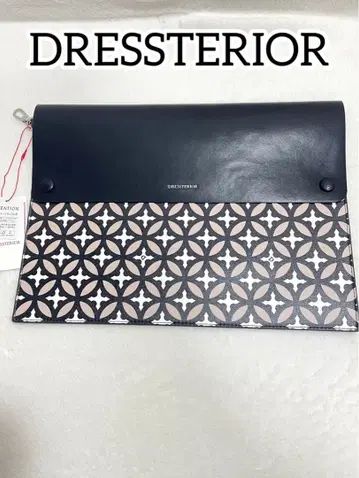 [ DRESSTERIOR ] 리사이클 가죽 클러치