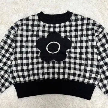 PUBLUX x MARY QUANT 데이지 자카드 니트