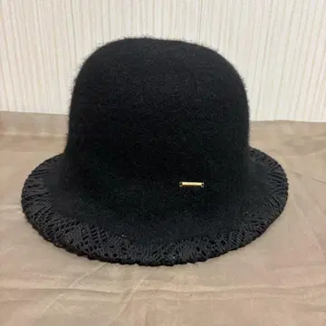 CA4LA (카시라) CF JEANNE (BLACK ONE SIZE)