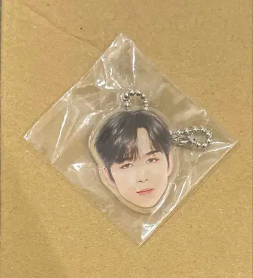INI 고토 타케루 얼굴 아크릴 키링