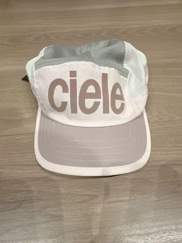 [ 미사용 새상품 ] 시엘 애슬레틱 제트 캡
