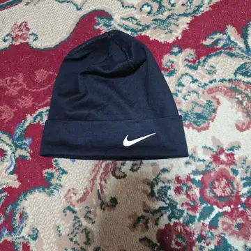 Nike 블랙 니트 모자