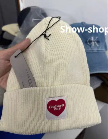 Carhartt WIP 니트 모자 크림색 새상품