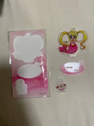 피치피치 피치 아크릴 스탠드 루치아