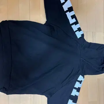 AZUL 블랙 후드 부착 후드티 화이트 로고