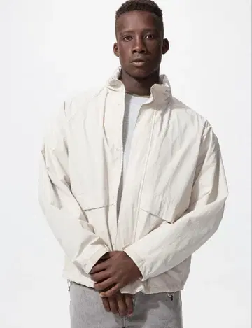 [ UNIQLO ] UNIQLO 윈드프루프 스탠드 블루종