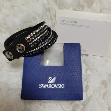 스와로브스키 DMUL/SIS 블랙 팔찌 새상품급
