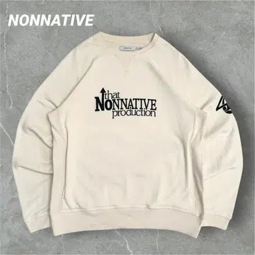 [ 굿 디자인 ] NONNATIVE 맨투맨 로고 프린트 베이지 M