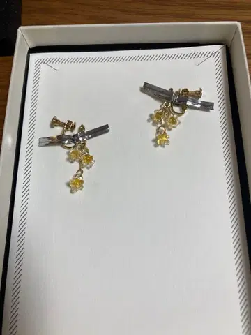 하리오 램프워크 팩토리 한 송이의 미모사 귀찌 유리 새상품급