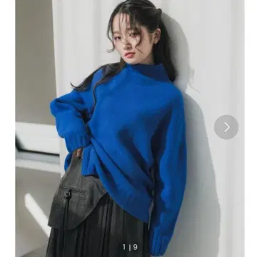 유나이티드 도쿄 슬릿 볼륨 터틀 니트 스웨터