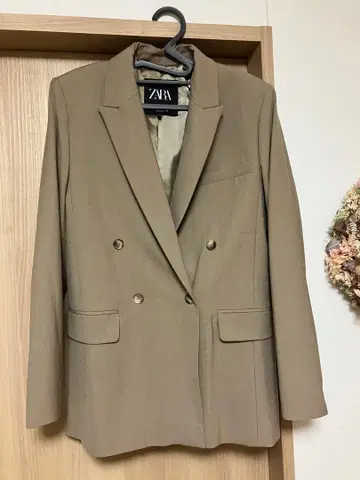 ZARA 베이지 더블 브레스트 자켓 S