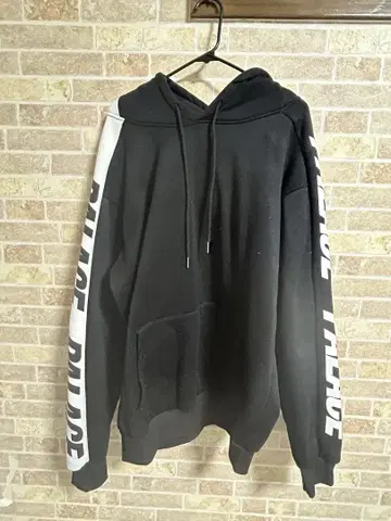 PALACE 블랙 후드티