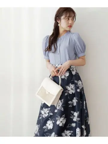프로포션 바디 드레싱 밴드 카라 블라우스