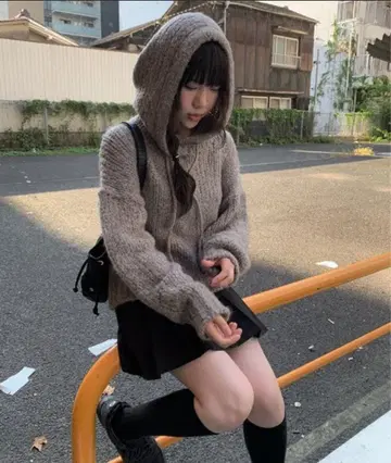 Anyonemore 울 혼방 후드 부착 루즈 니트