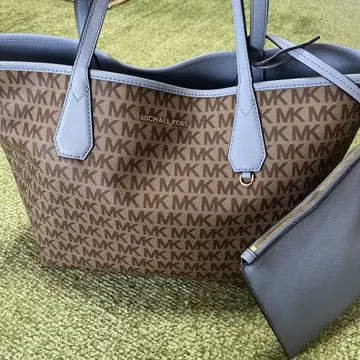 리버서블 MICHAEL KORS 숄더백