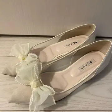 DIANA 아이보리 리본 포함 플랫슈즈 24.5cm
