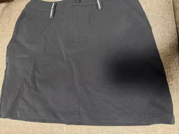 잭 버니 블랙 골프 스커트