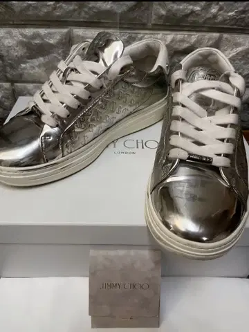 JIMMY CHOO 메탈릭 실버 스니커즈