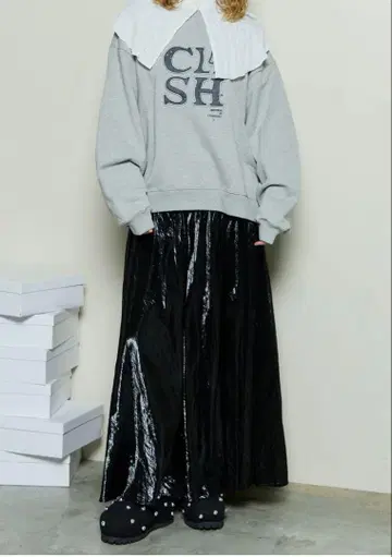 MAISON SPECIAL 블랙 플레어 스커트