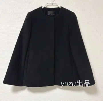 새상품급 M-premier 엠프리미어 노카라 숏코트 블랙 프티 사이즈