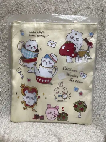 새상품 미사용 치이카와 레피아 직조 미니 토트 (원더랜드)