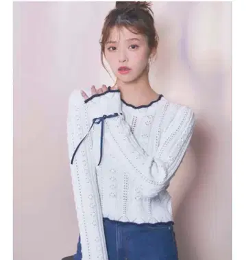 릴리안 캐럿 [온라인 즉시 완판] 트리밍 패턴 메쉬 니트