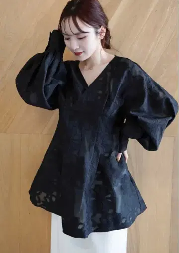Acka. jacquard mini dress