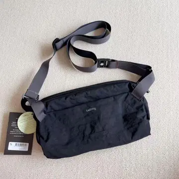 Bellroy Lite Sling 크로스 바디백