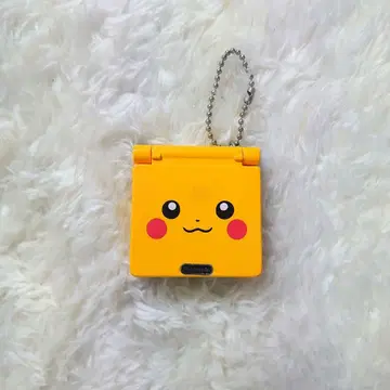 초레어 당시물 게임보이 어드밴스 SP 미니어처 키링 피카츄