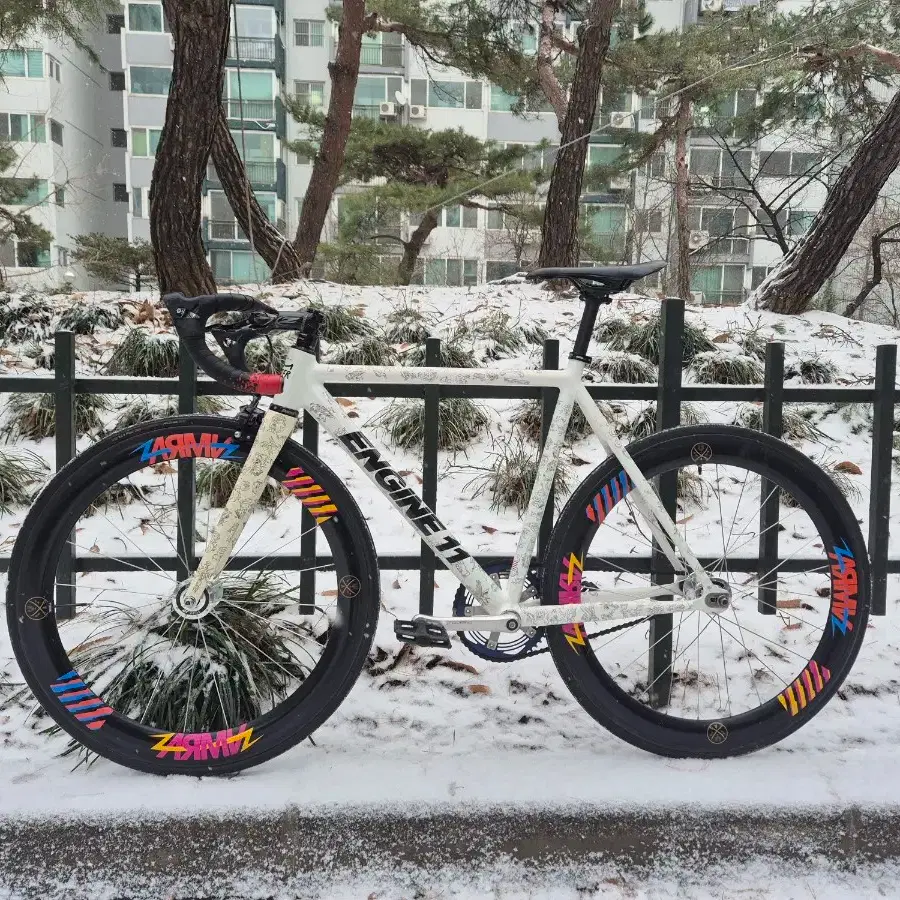 ENGINE11 | 엔진11 Engine11 Crit-D Hunter Bros trade (belle dot