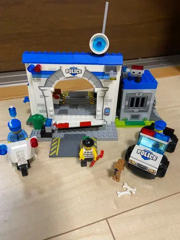 LEGO 경찰서 폴리 10675