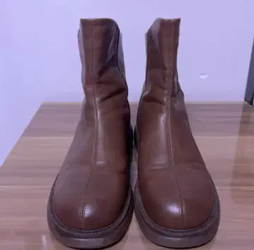 브라운 가죽 숏부츠