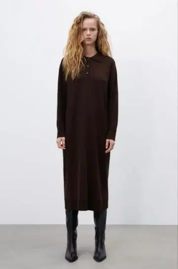미사용 새상품 ZARA 오버 사이즈 니트 폴로넥 원피스 브라운