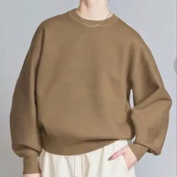 뷰티앤유스 밀라노 볼륨 슬리브 풀오버