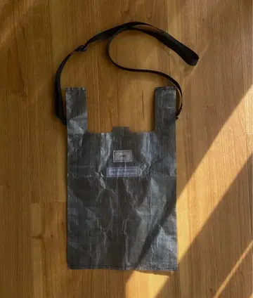 UNIVERSAL PRODUCTS. ZEPTEPI 숄더백