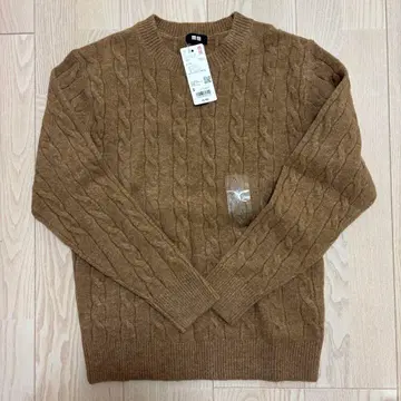 [택 포함 새상품] UNIQLO*수플레얀 케이블 크루넥 스웨터