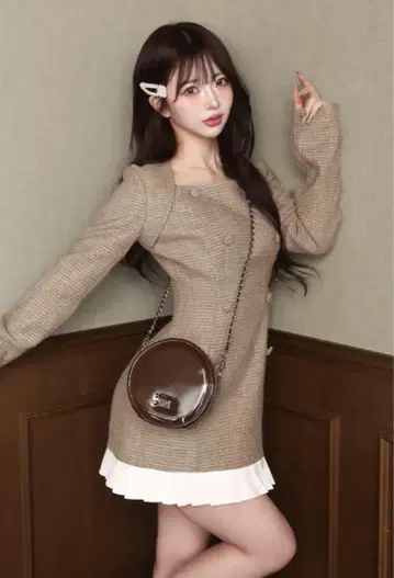 다리치 플리츠 도킹 트위드 미니 원피스