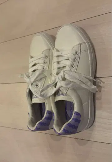 Disney Twisted Wonderland 스니커즈 화이트