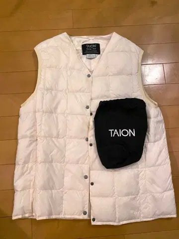 타이온 TAION 다운 베스트 화이트