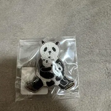 치리아 부자 팬더 브로치